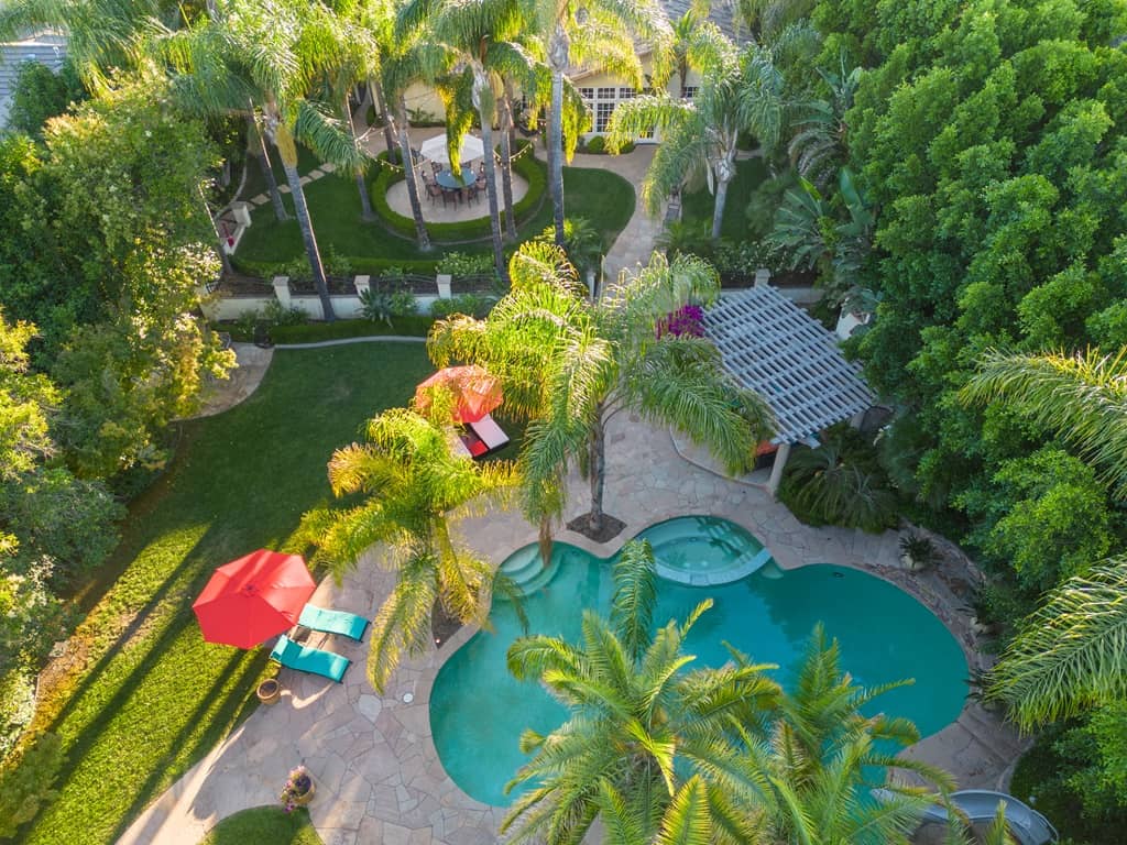 Luxury detox center